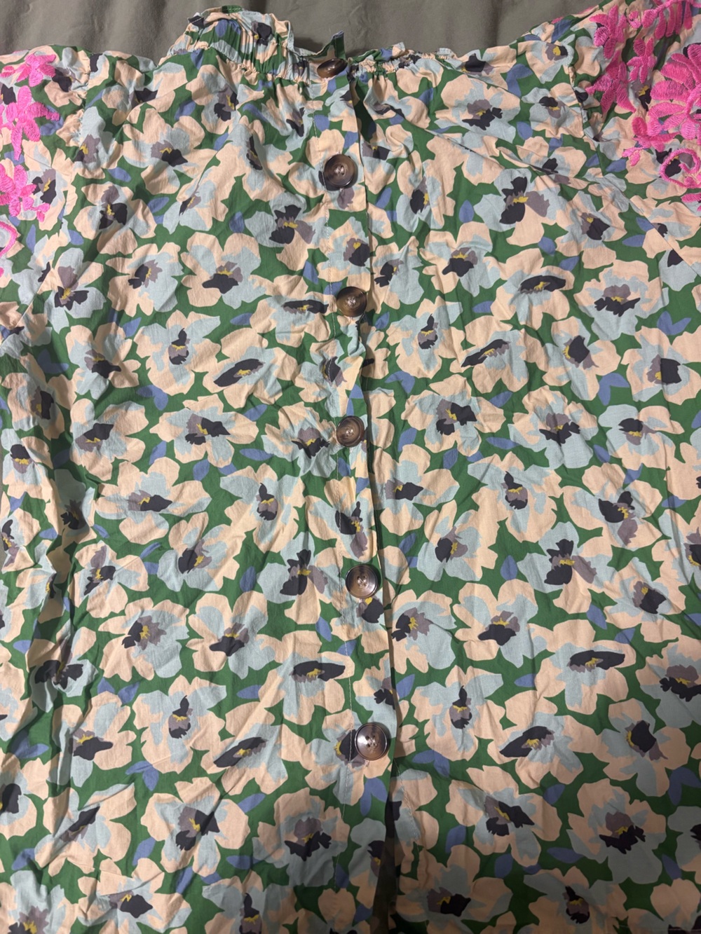 THML Floral Puff Sleeve Cotton Blouse with Pink Embroidered Sleeve - Picture 4 of 6